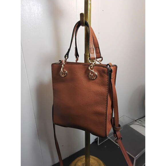 LC Lauren Conrad  Small Crossbody Bag From Kohl’s 9”x7” Adjustable Strap - Picture 2 of 6